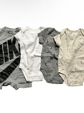 Baby Boy Nike Summer Romper Short Sleeve Bodysuits Logo Size 0-3 Months